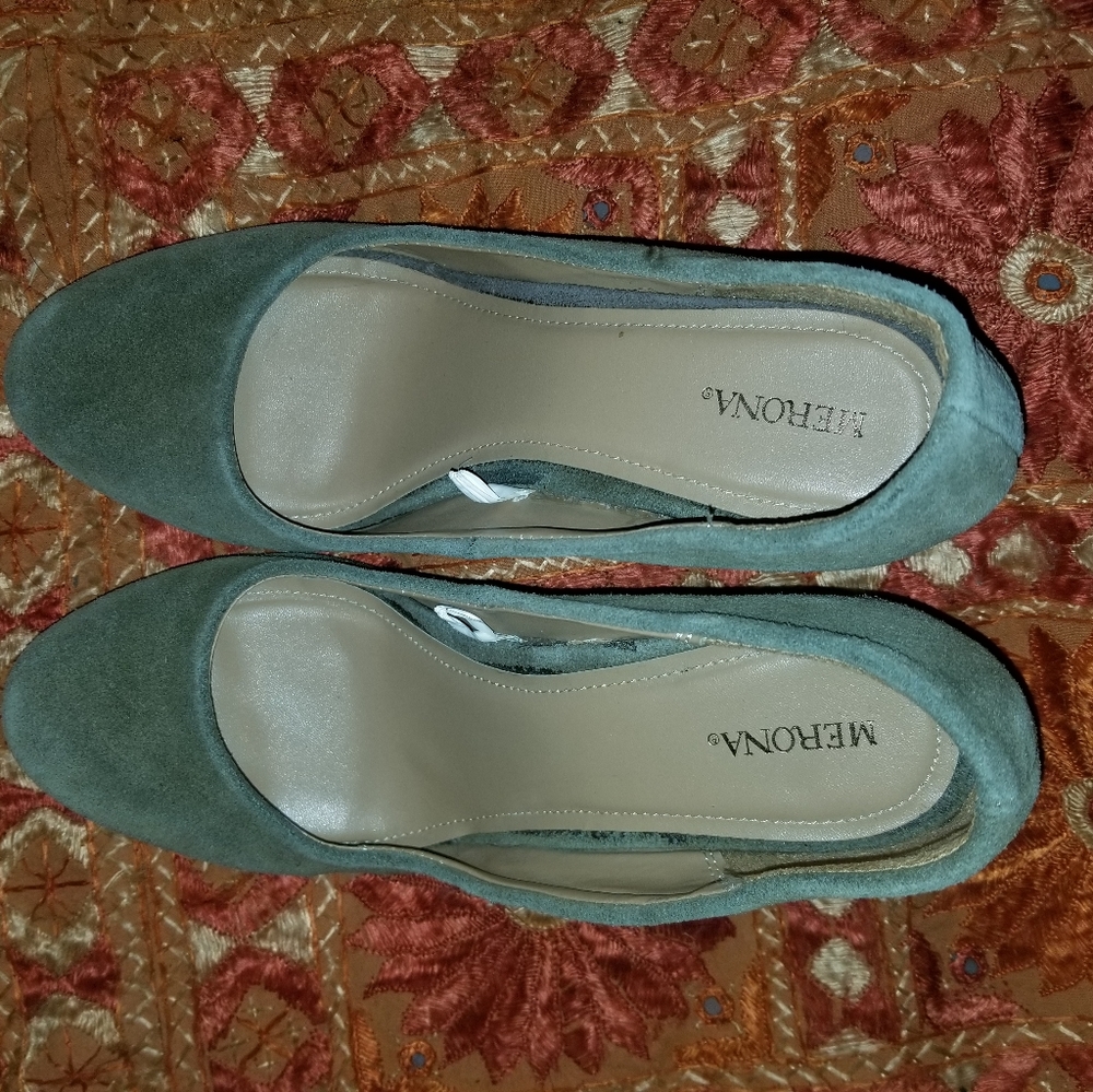 Green Suede Wedges worn twice super comfy - Picture 3 of 6